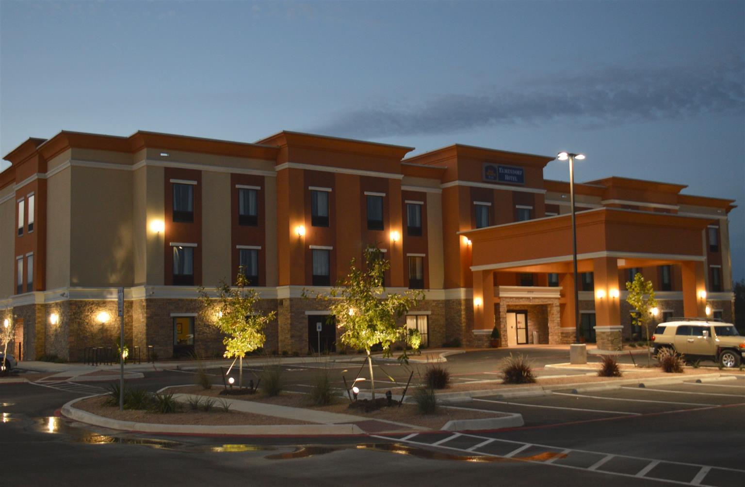 Best Western Plus Elmendorf Hotel San Antonio Hotel מראה חיצוני תמונה